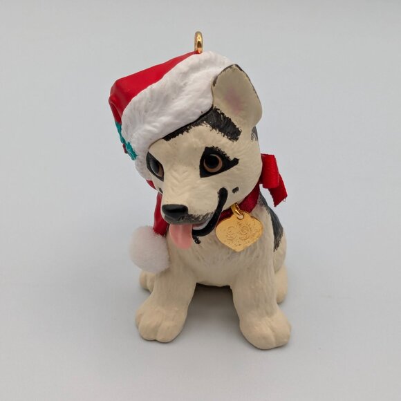 Hallmark Keepsake Puppy Love 1999, 9th in the Puppy Love Series, Ornament - Picture 3 of 11